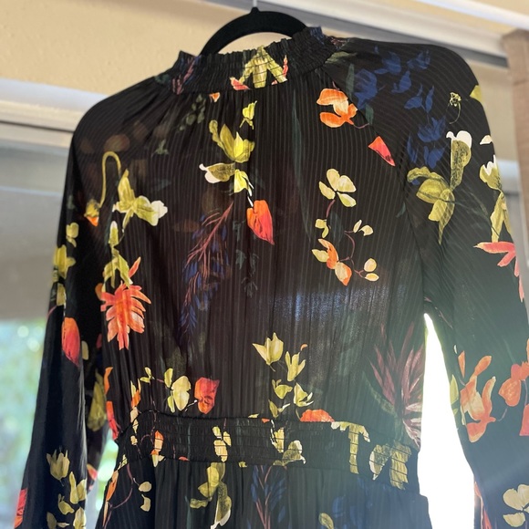 Long Sleeve Mockneck Floral Fall/Winter Dress - Picture 3 of 4